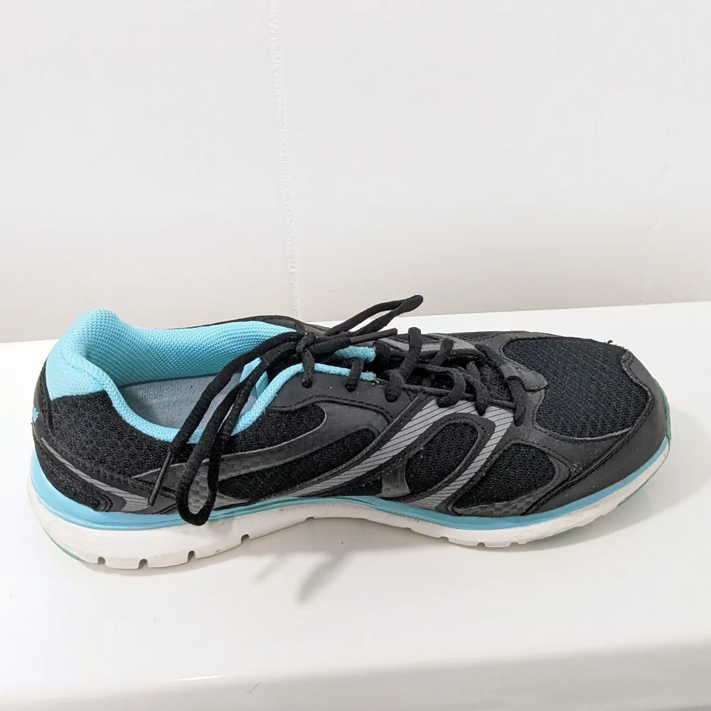 Ryka anti gravity sneakers